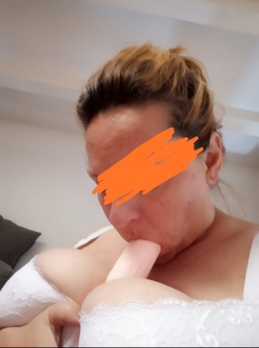 Simona SQUIRT nově eskort
