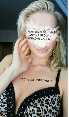 SLADKÁ SEXY ČIČI JANNI