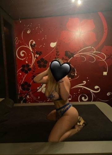 Nina Nova