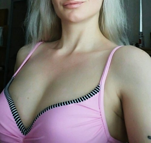 SEXY ČESKÁ ČIČINKA JANNI